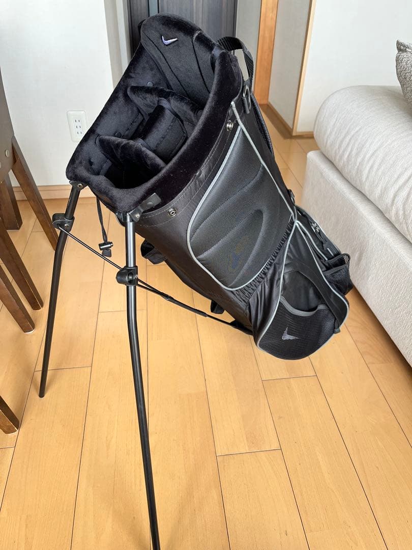 美品NIKE GOLF ナイキゴルフ　スタンド型キャディバッグ　希少旧ロゴ　黒