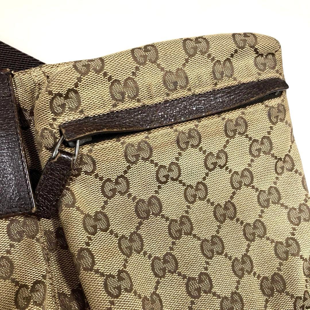 GUCCI☆GG柄ボディバッグ