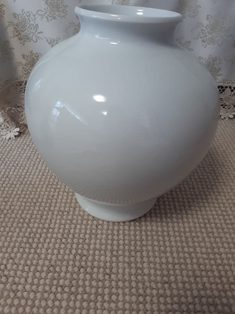 【木箱付き】伝統工芸伊万里色鍋島　花瓶