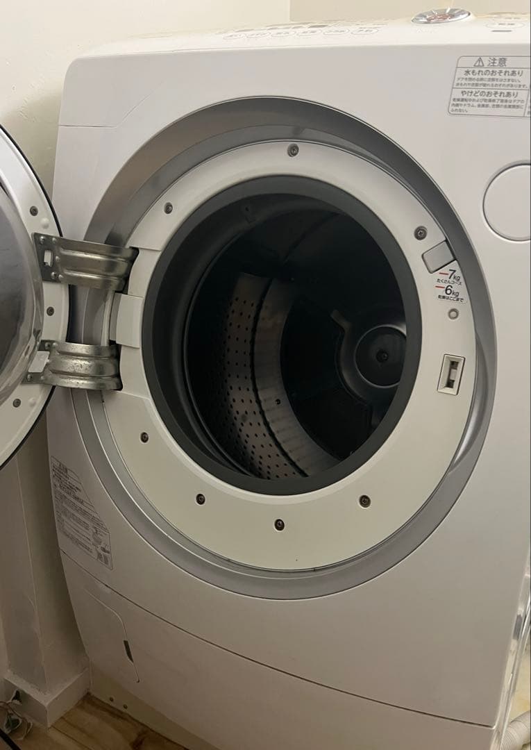 【本日限り】東芝　TOSHIBA ドラム式洗濯乾燥機　TW-Q900L