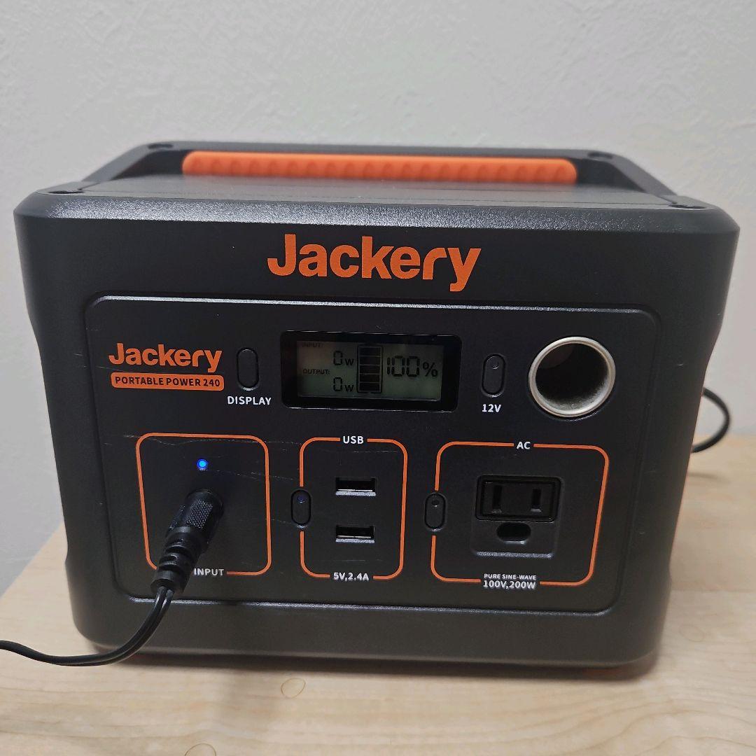 未使用　jackery　ポータブルパワー240 ソーラーパネル60
