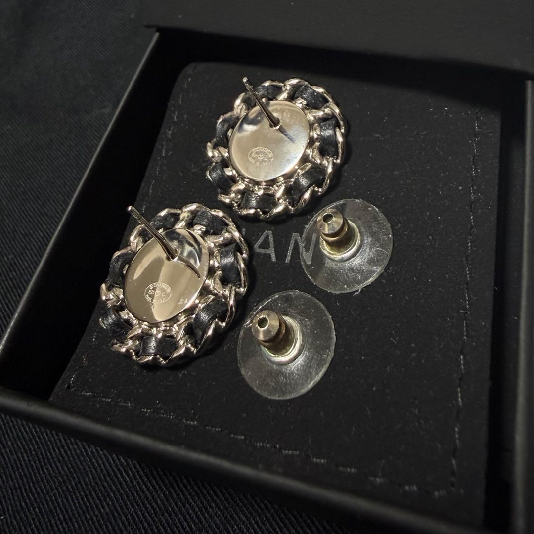 CHANEL ピアス ラムスキン CCロゴ シルバー