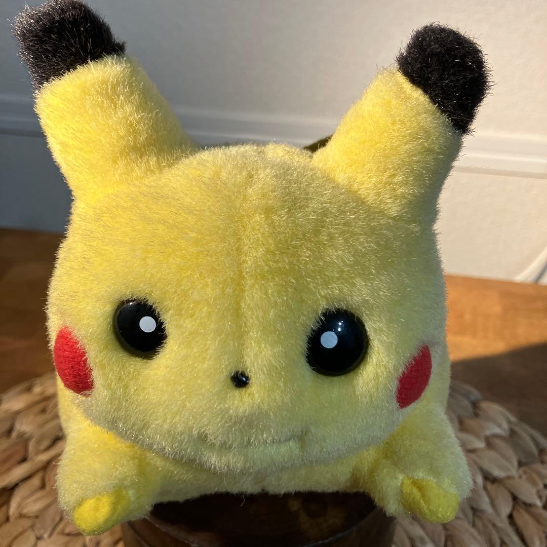 ピカチュウ　TOMY 初期　ずんぐり