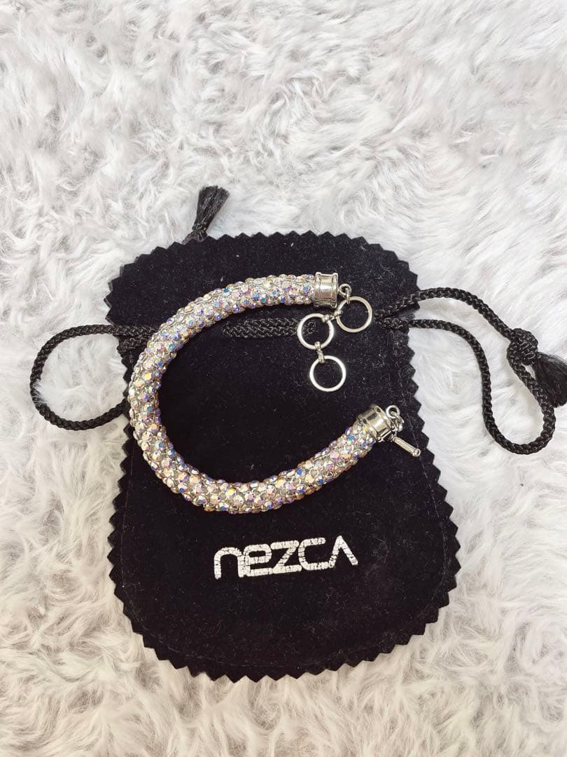 NEZCA クリスタルブレスレット