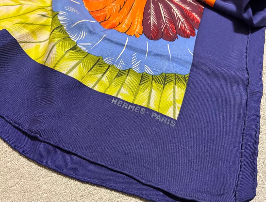 パ*コ様 HERMES 花柄 シルクスカーフ カレ