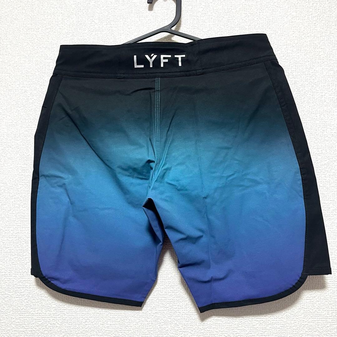 ⭐︎【新品未使用タグ付き】 【完売品】⭐︎ LYFTサーフパンツ　XS