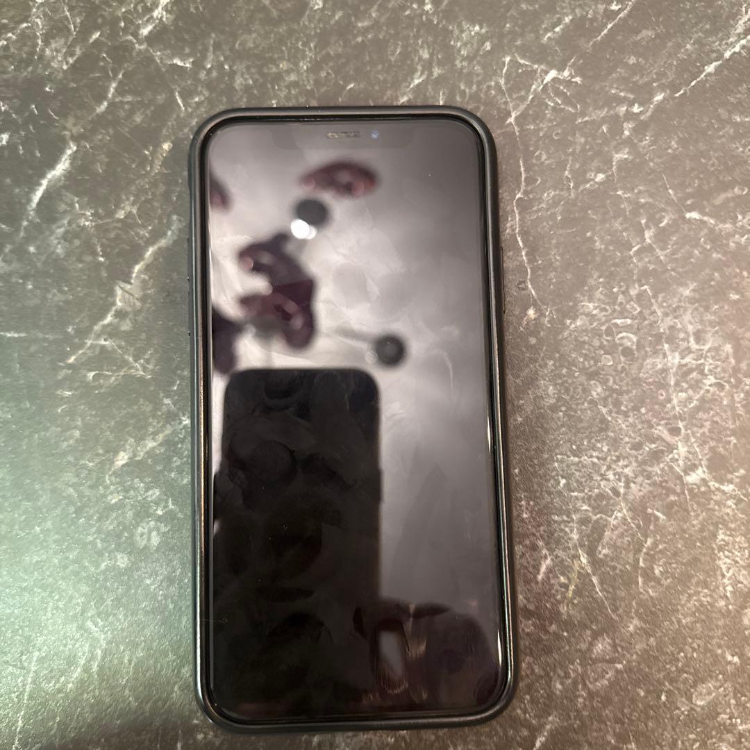 Apple iPhone XSシルバー 本体 256g