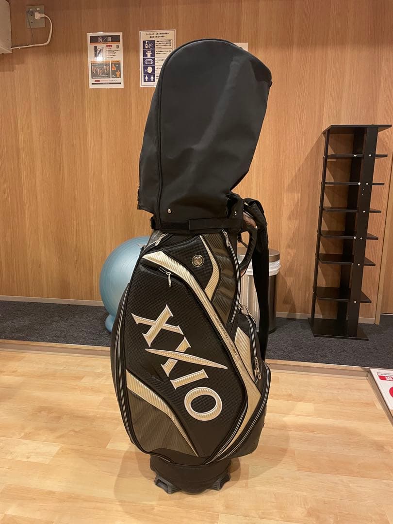大収納！‼️XXIOゴルフバッグ