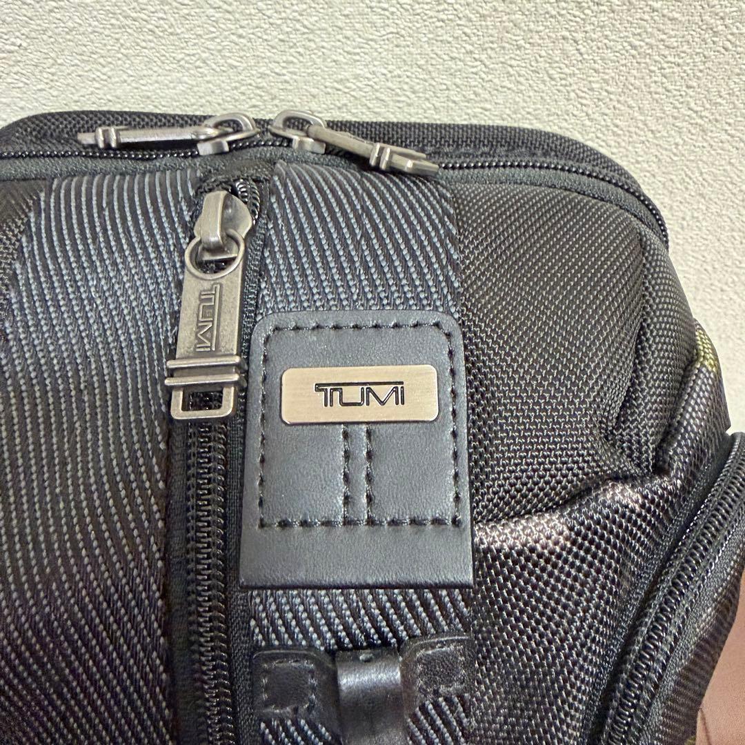 【極美品】TUMI スリングバッグ カモ柄