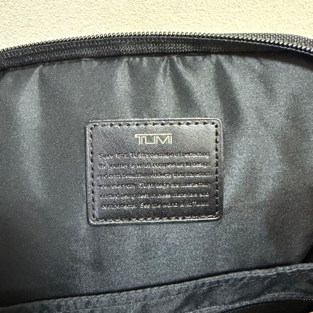 【極美品】TUMI スリングバッグ カモ柄