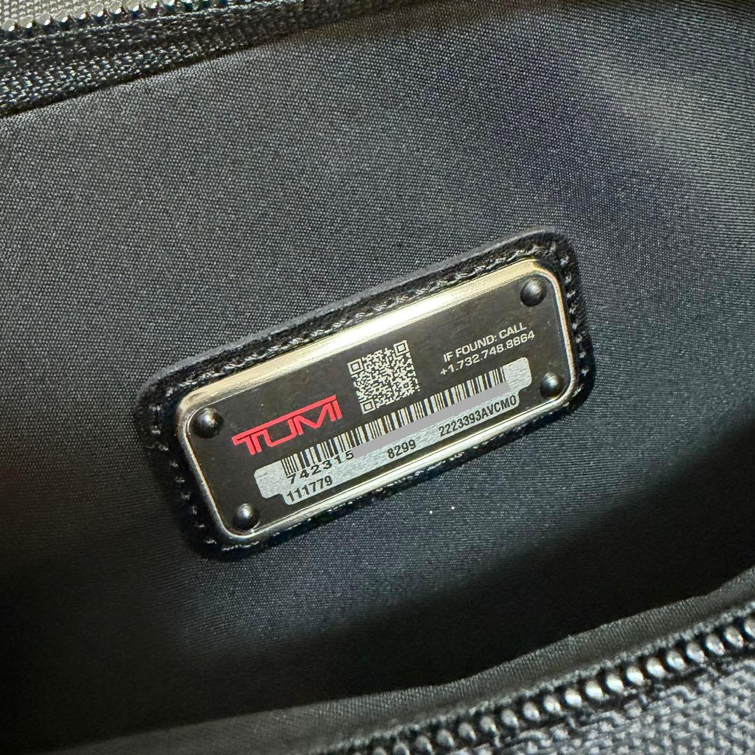 【極美品】TUMI スリングバッグ カモ柄