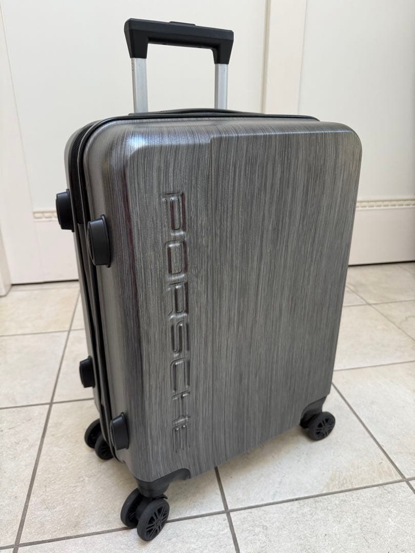 Porsche 軽量 キャリーケース　機内持ち込み