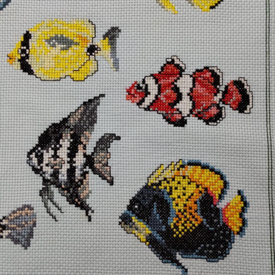 クロスステッチ完成品　魚