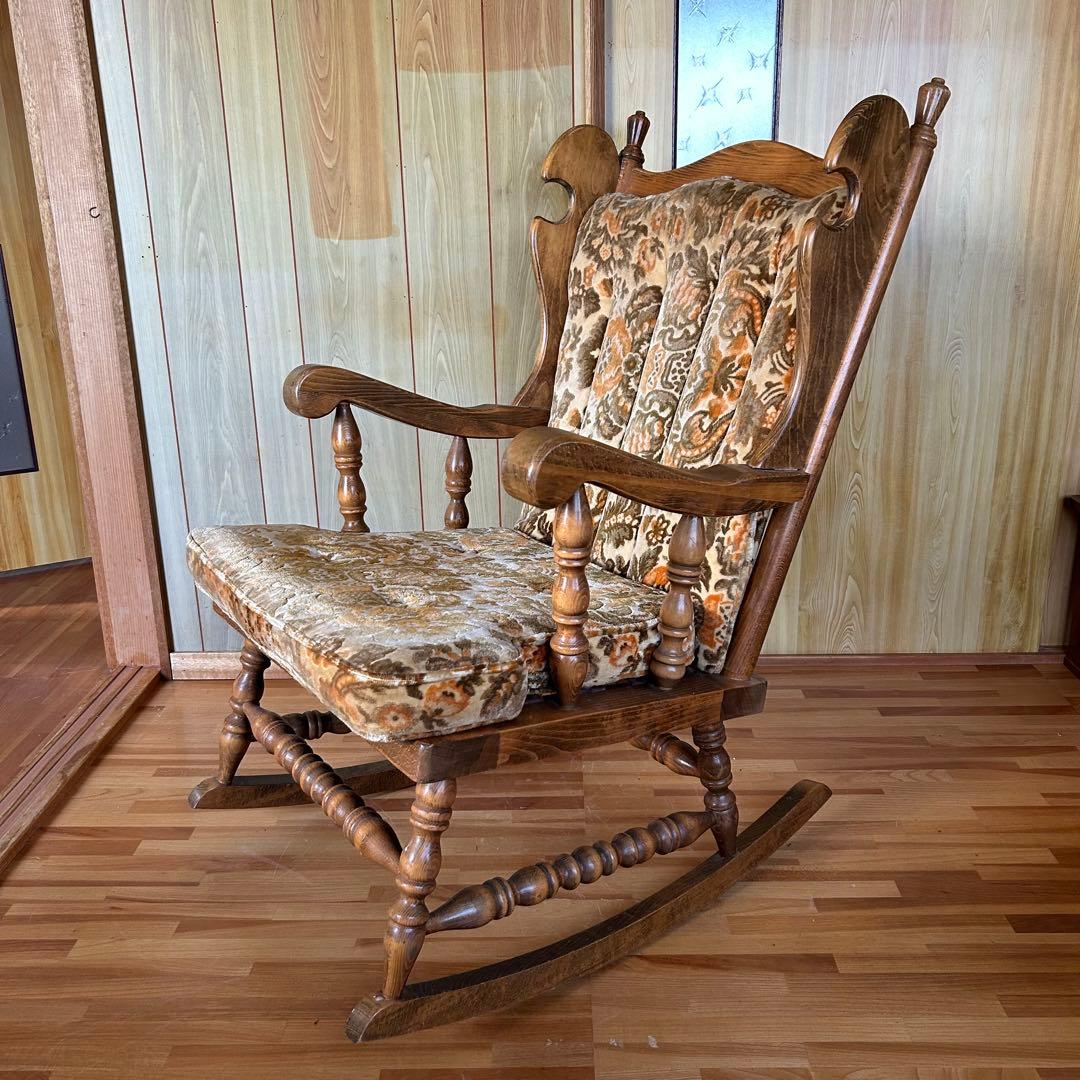 【最高のラグジュアリ】　キングサイズ　ロッキングチェア