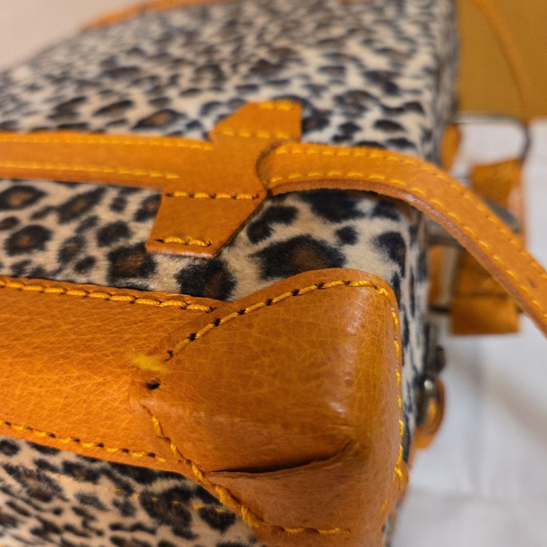 ヒョウ柄ミニアタッシュケース