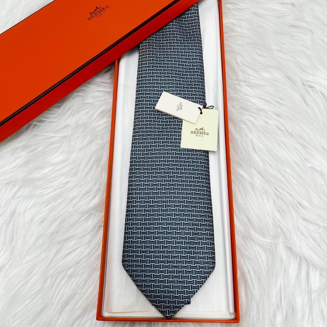 新品✨エルメス　HERMES 　ネクタイ　シルク　タグ・箱付き