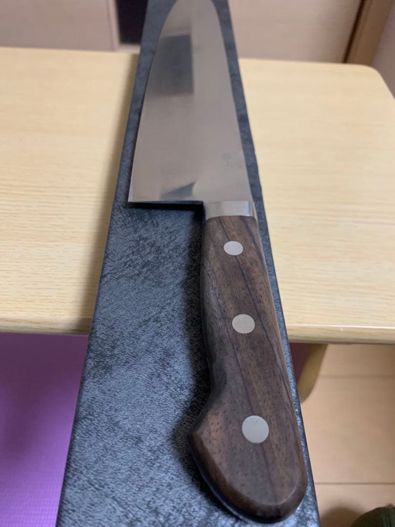正本総本店 最高級炭素鋼 牛刀 33cm ブレード:炭素鋼、ハンドル:紫檀