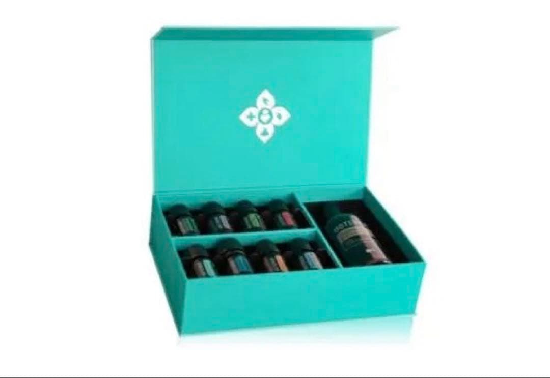 【お値下】ドテラdoTERRA アロマタッチキット ココナッツオイル用ポンプつき