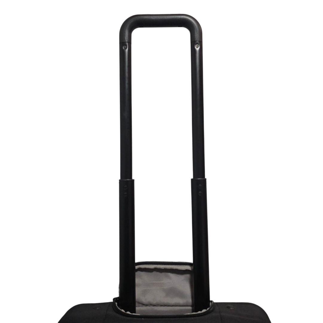 美品 機内持ち込み 無印良品 半分の厚みで収納できるソフトキャリーケース 黒