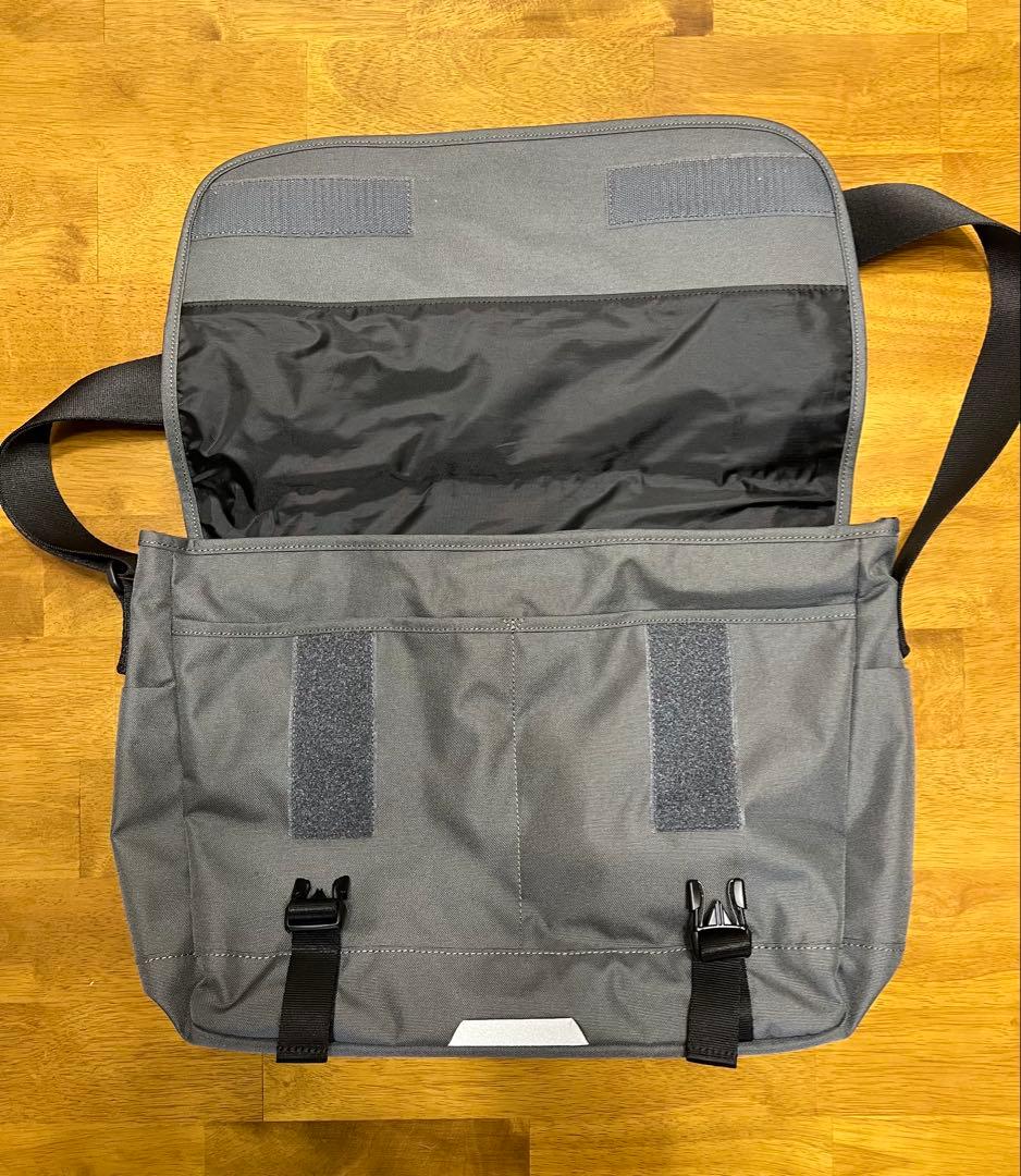 THE NORTH FACE メッセンジャーバッグ グレー