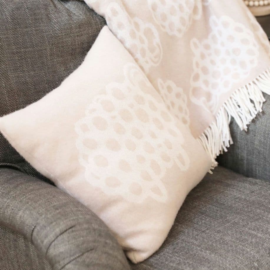 アーリッカ 羊のPässi ウールクッションカバー