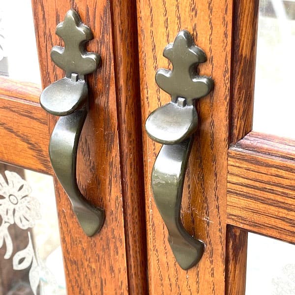 関西限定　送料別　アメリカ製　飾り棚　キュリオケース　ショーケース