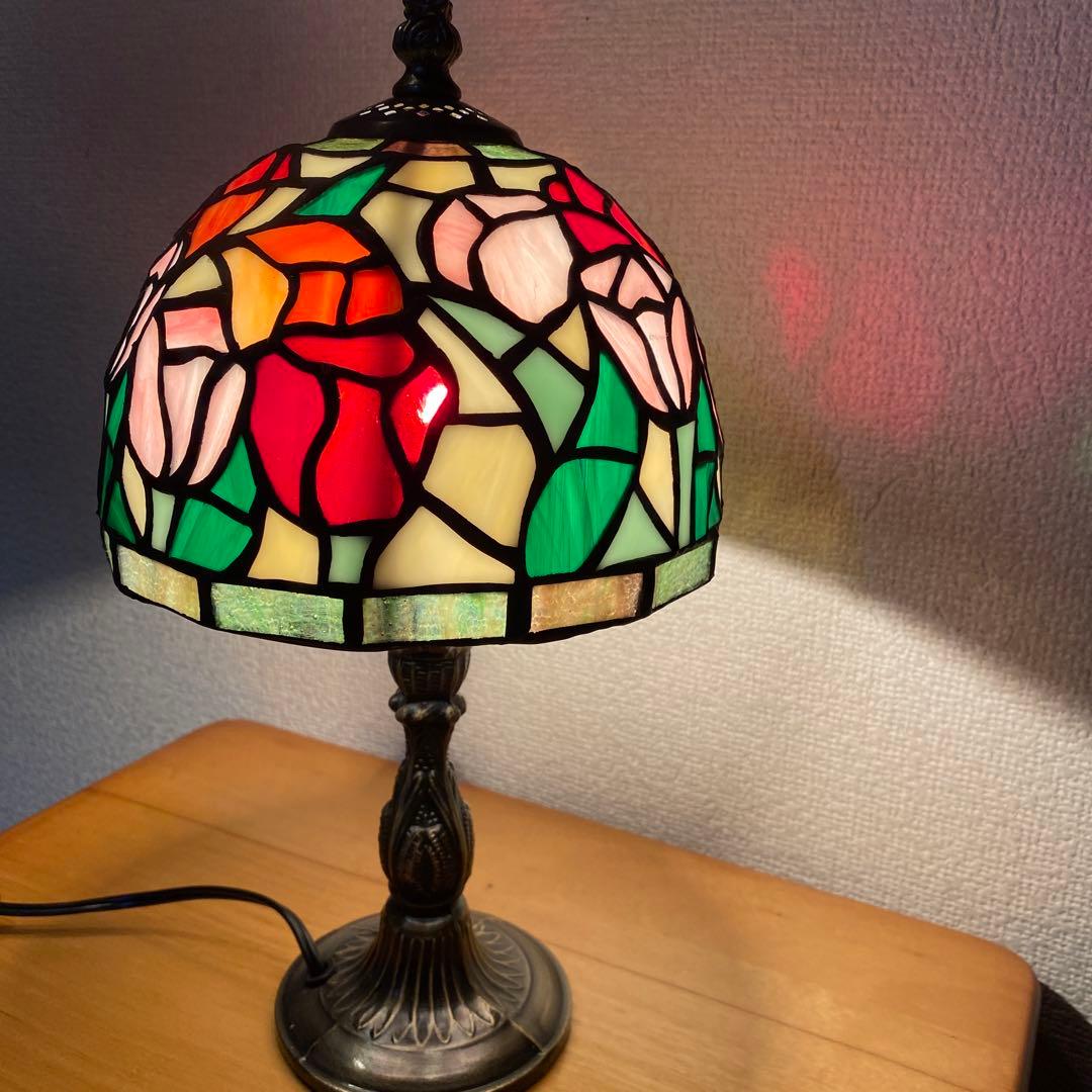 ✨新品　未使用　ステンドグラス ランプ チューリップ　アンティーク風