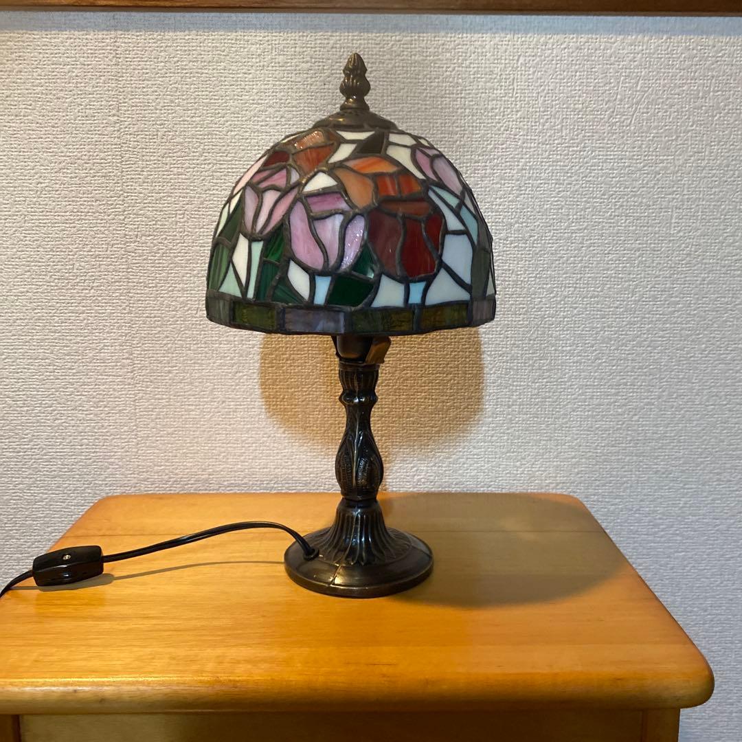 ✨新品　未使用　ステンドグラス ランプ チューリップ　アンティーク風