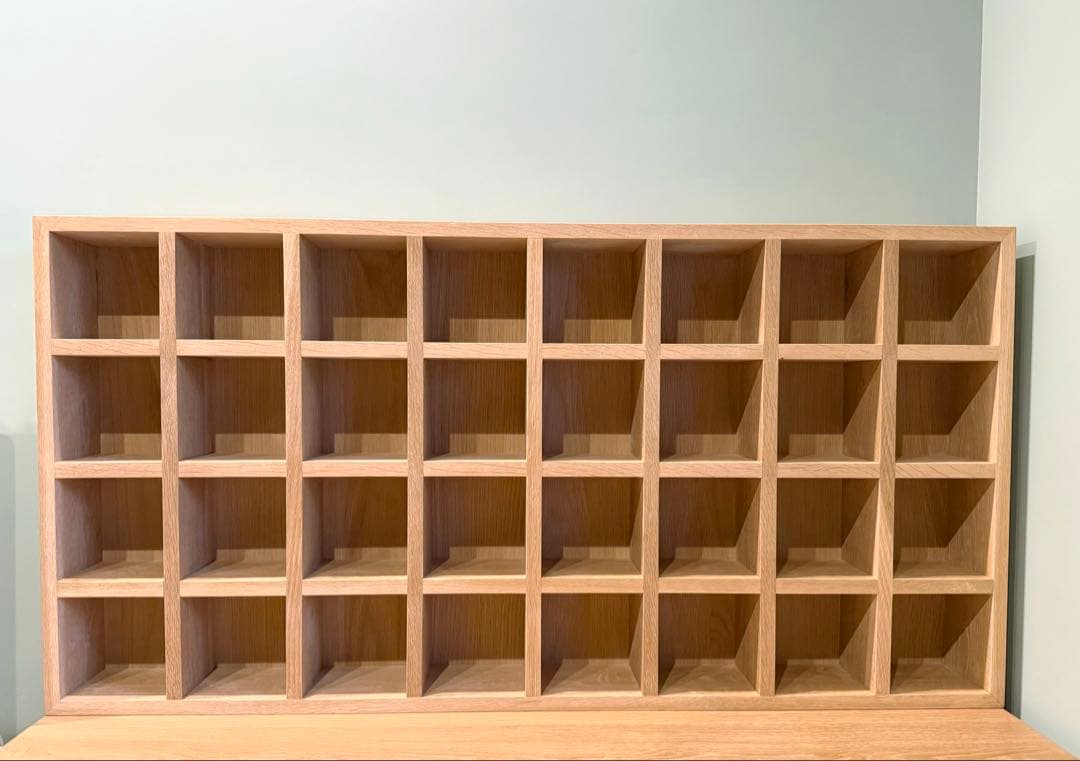 超美品！フルオーダーメイド無垢オーク材・マス目棚・コレクション ラック シェルフ
