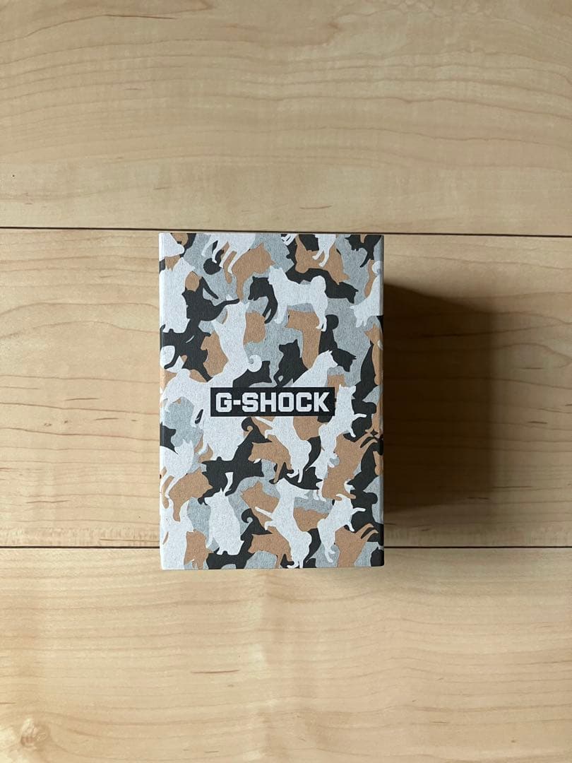 G-SHOCK 柴犬モデルデジタル腕時計 ホワイト