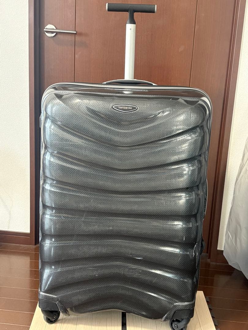 4年愛用愛着がある大切にしてきたキャリーケースです〜ニューヨークの香りを添えて〜