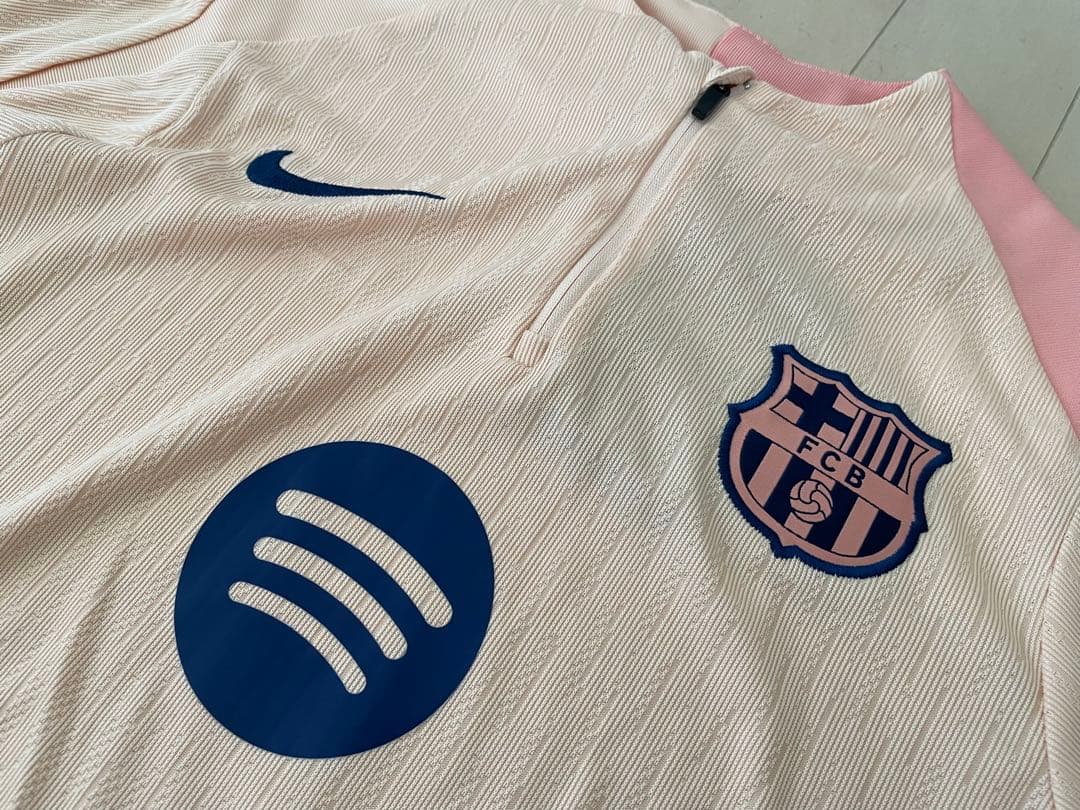 バルセロナ ドリルトップ25-26 XSピンクxネイビー上下 新品