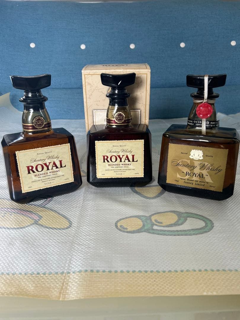 Suntory ウイスキー 3本セット 700ml2本720ml 1本