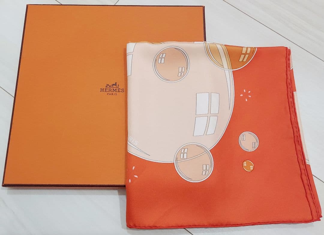 【エルメス】スカーフ　カレ90（箱付き・美品）