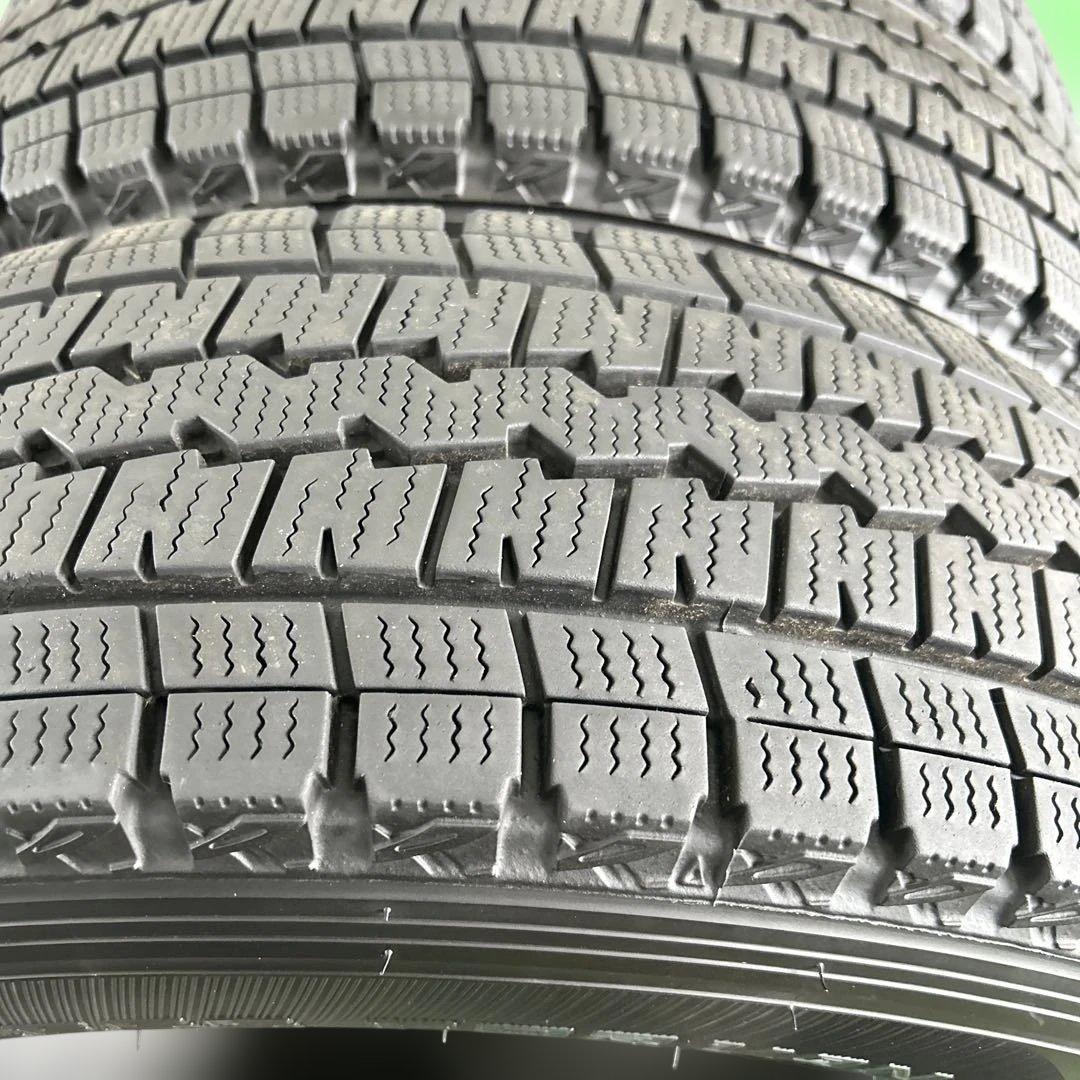 中古スタッドレス195/80R15LTダンロップ　ハイエース、キャラバン等に