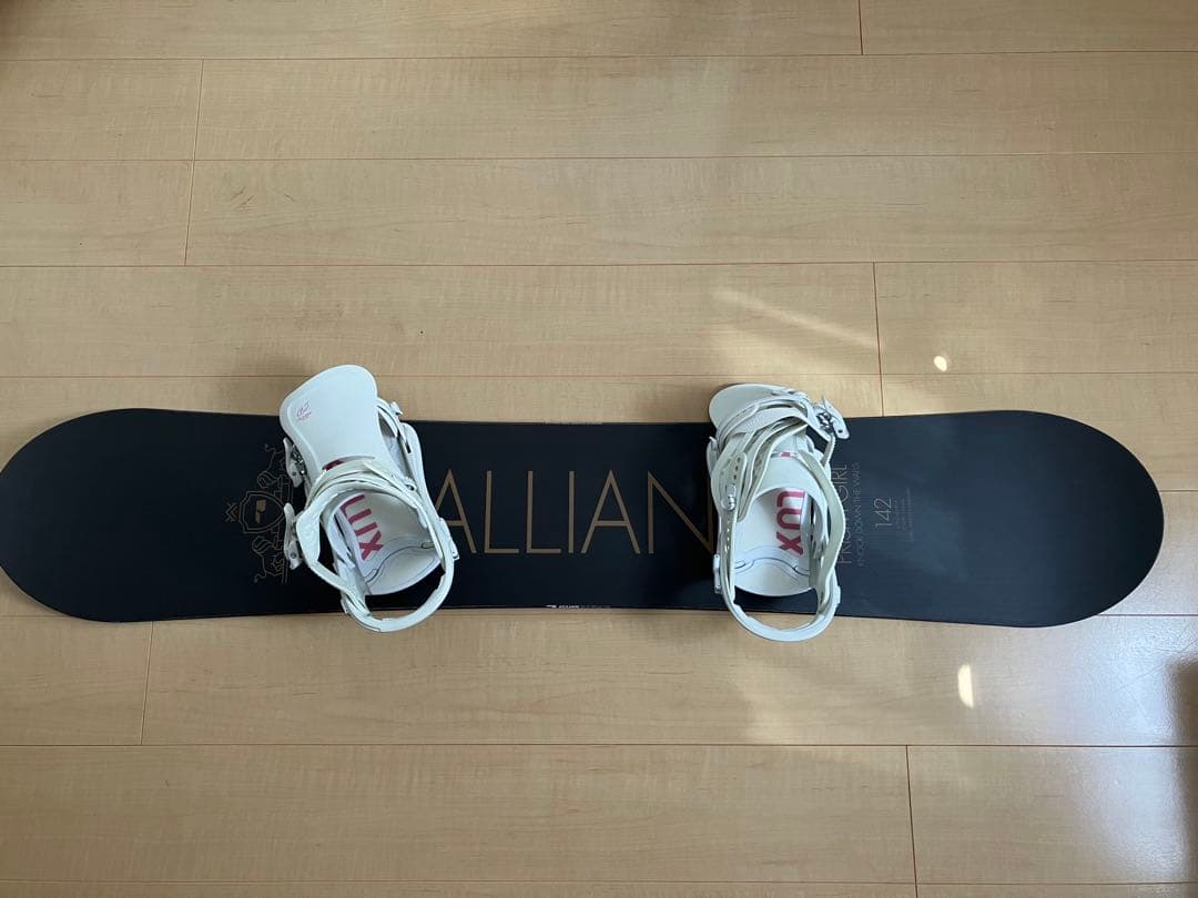 スノーボード板&ビンディング　ALLIAN PRISM girl、FLUX