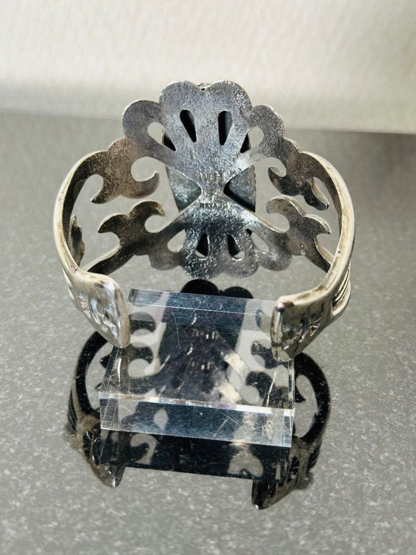 NAVAJO ナバホ モーガン ビッグターコイズ  サンドキャストワイドバングル