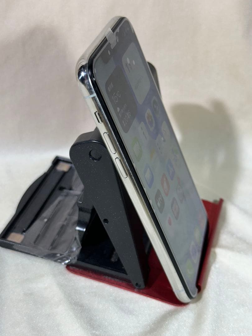 チェル様用 iPhone11 pro 256GB シルバー バッテリー100%