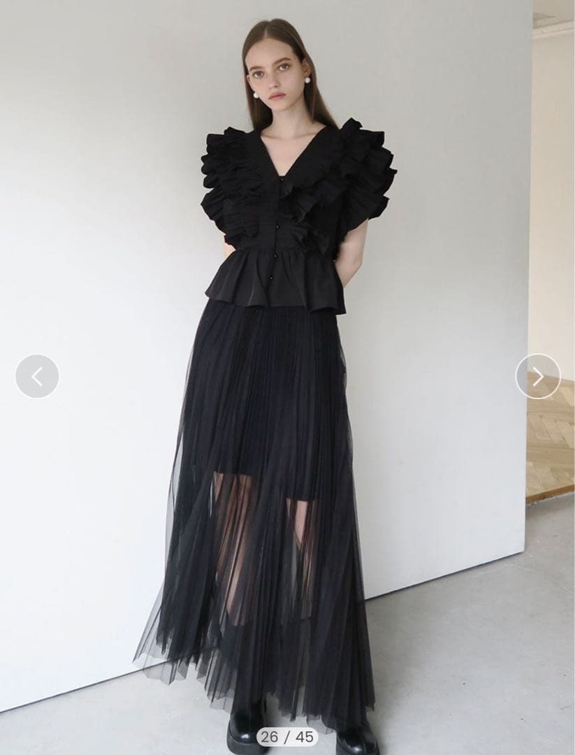 AMOMMA アモマ　RAFFLE FRILL TOPS ラッフルフリルトップス