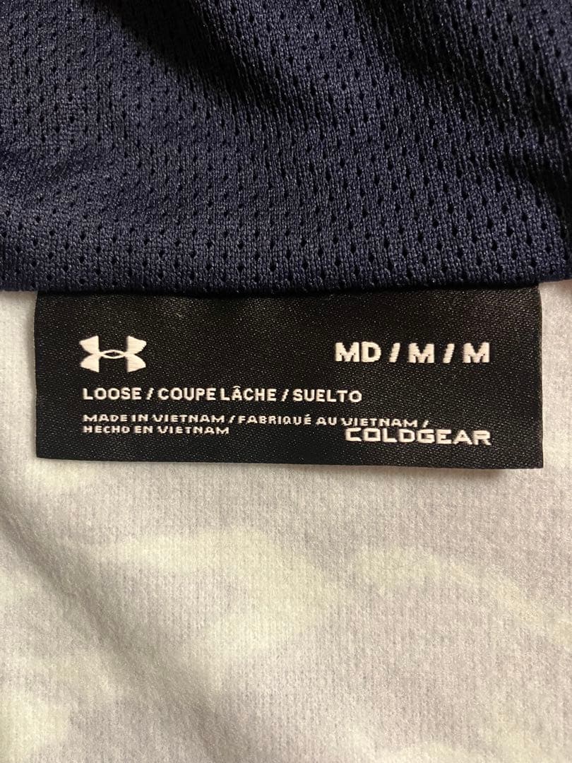 新品 未使用 MD アンダーアーマー コールドギア ストーム ウィンドブレーカー