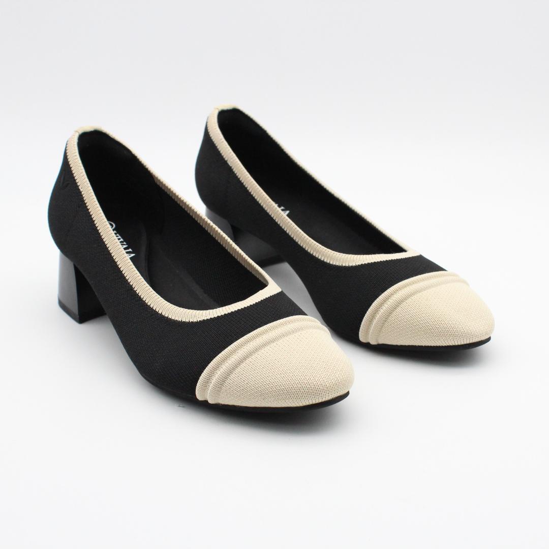 58■新品♪VIVALA ラウンドトゥチャンキーヒールパンプス(36半)