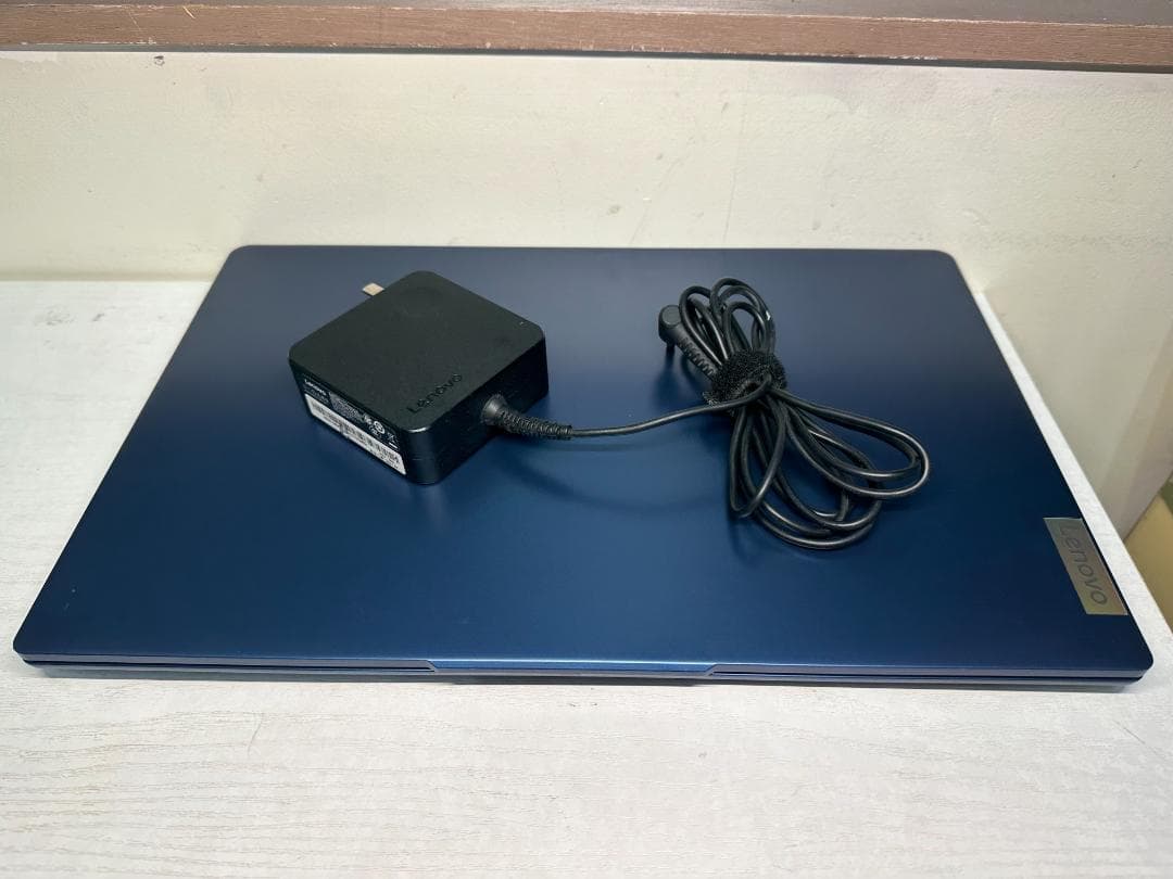 Windowsノート本体 Lenovo IdeaPad Slim 3 G8 R3 8G 512G 610M