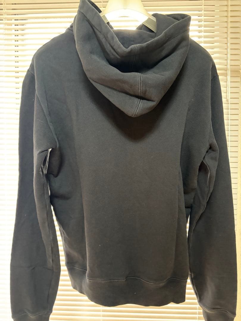 saint laurent paris グラフィックプリント ブラックパーカー