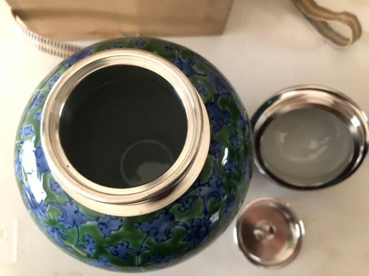 源右衛門　緑彩唐草茶壷