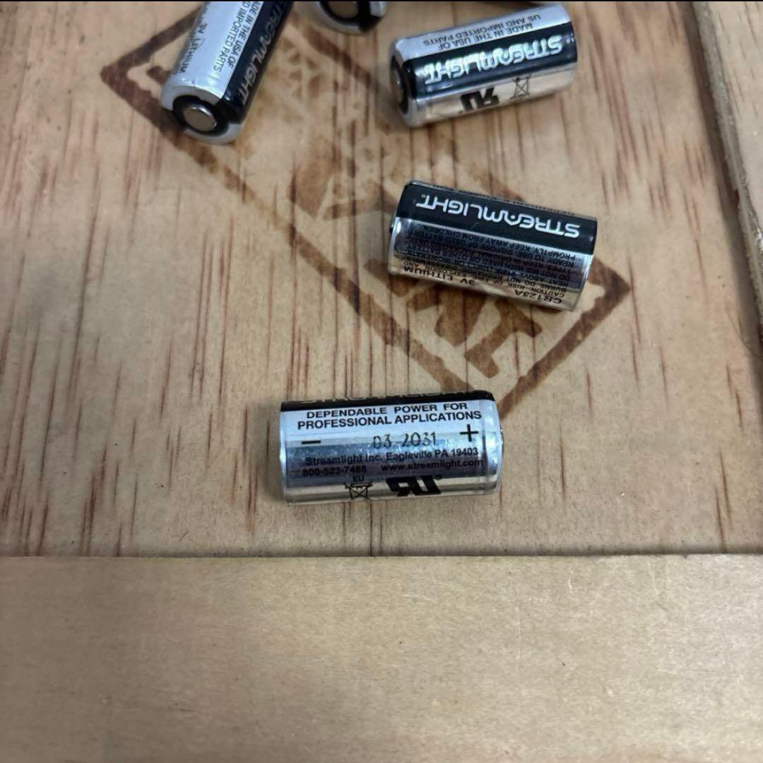 米軍実物　SUREFIRE M962 WEAPON LIGHT SYSTEM