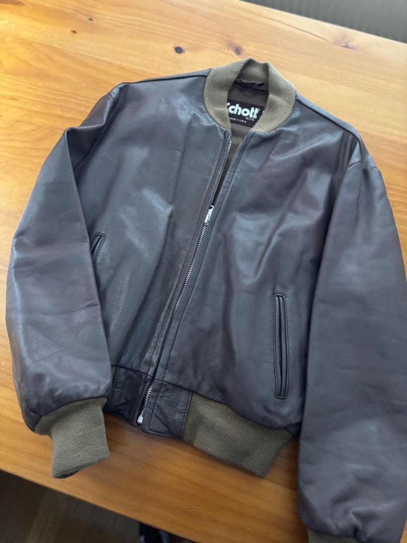 ★Schott 牛革 3L ショット(48)焦茶色