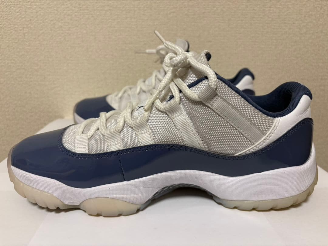 靴 Air Jordan 11 Retro Low Diffused Blue
