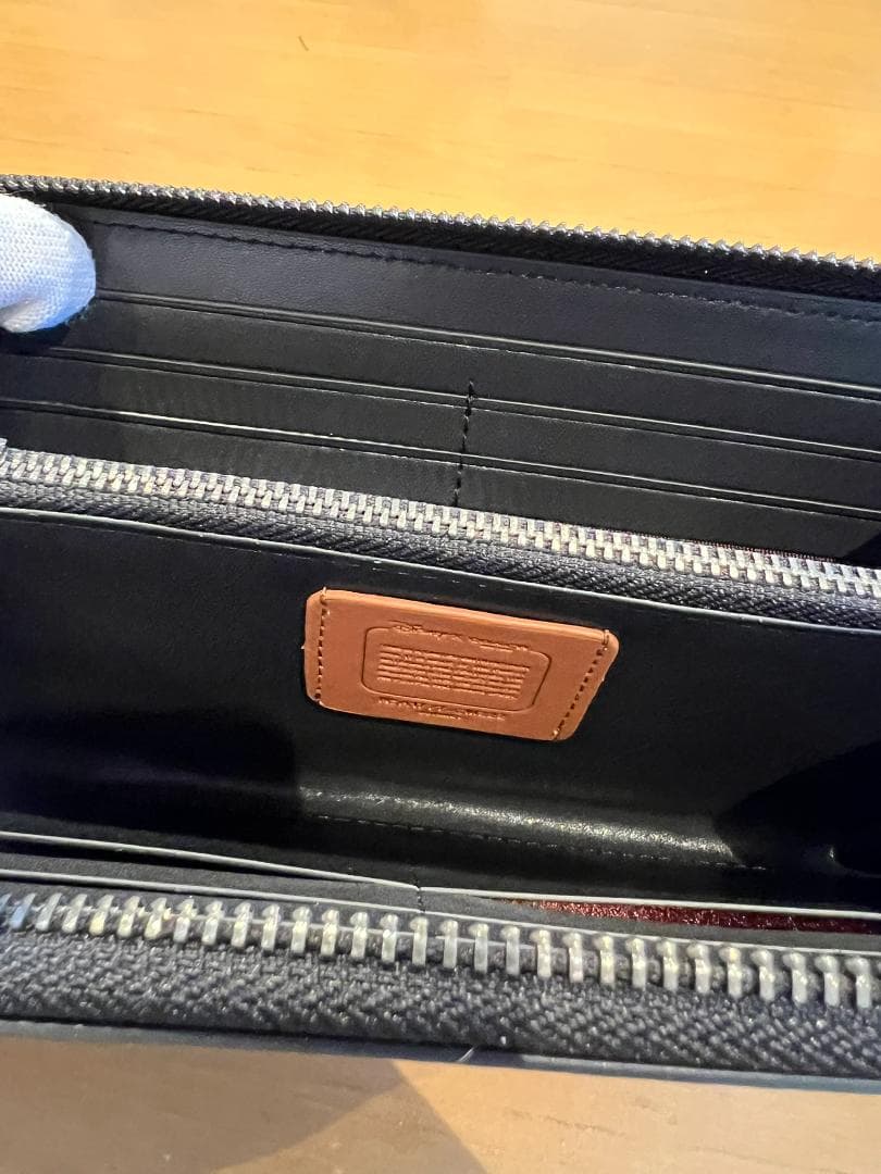 【極美品】COACH コーチ 二つ折り財布 ブラック ディズニーコラボ