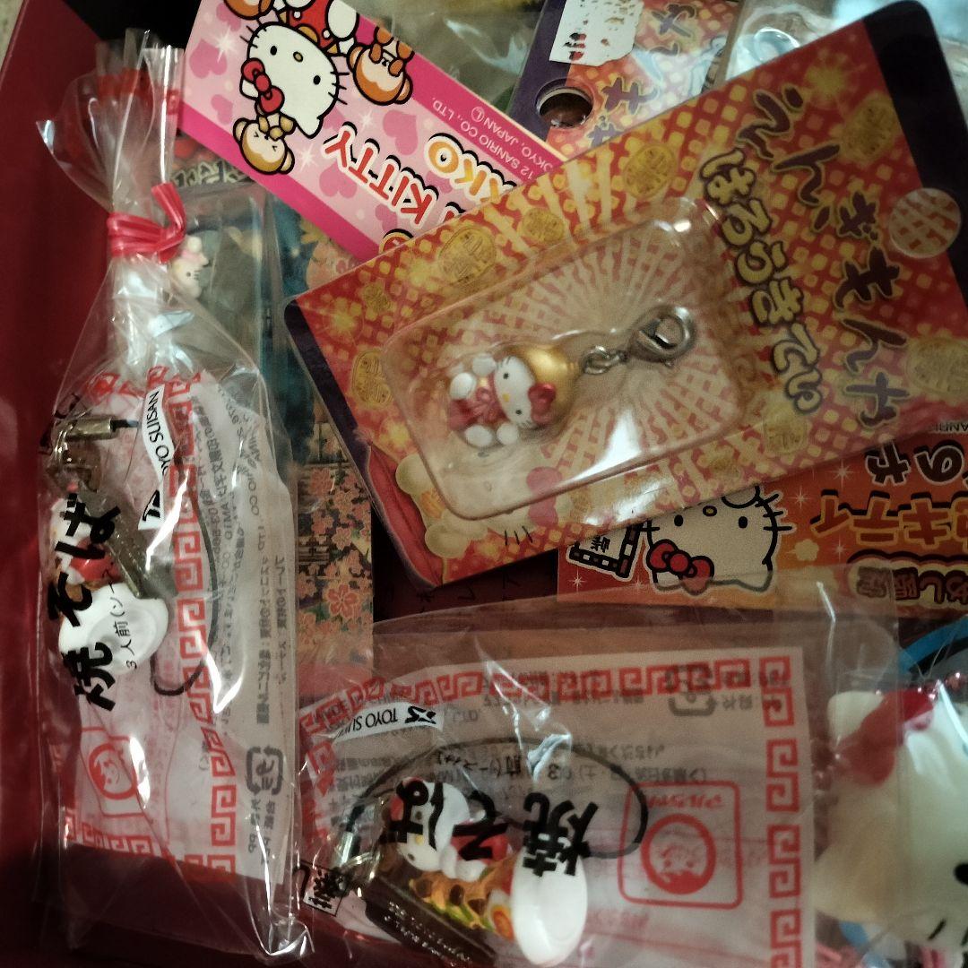 d*7様 Hello Kitty ご当地お土産ストラップ セット