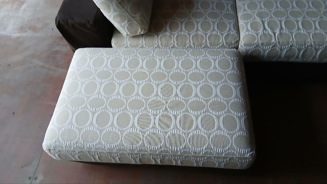 地域限定販売　フクラ　レガト　カウチソファ&オットマン